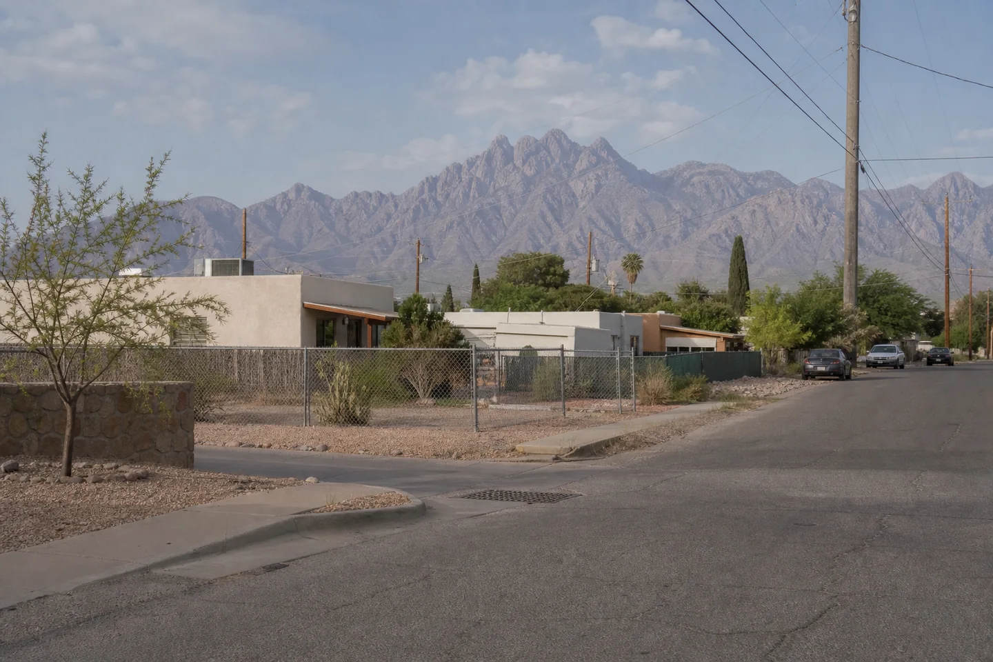 Las Cruces, NM cityscape