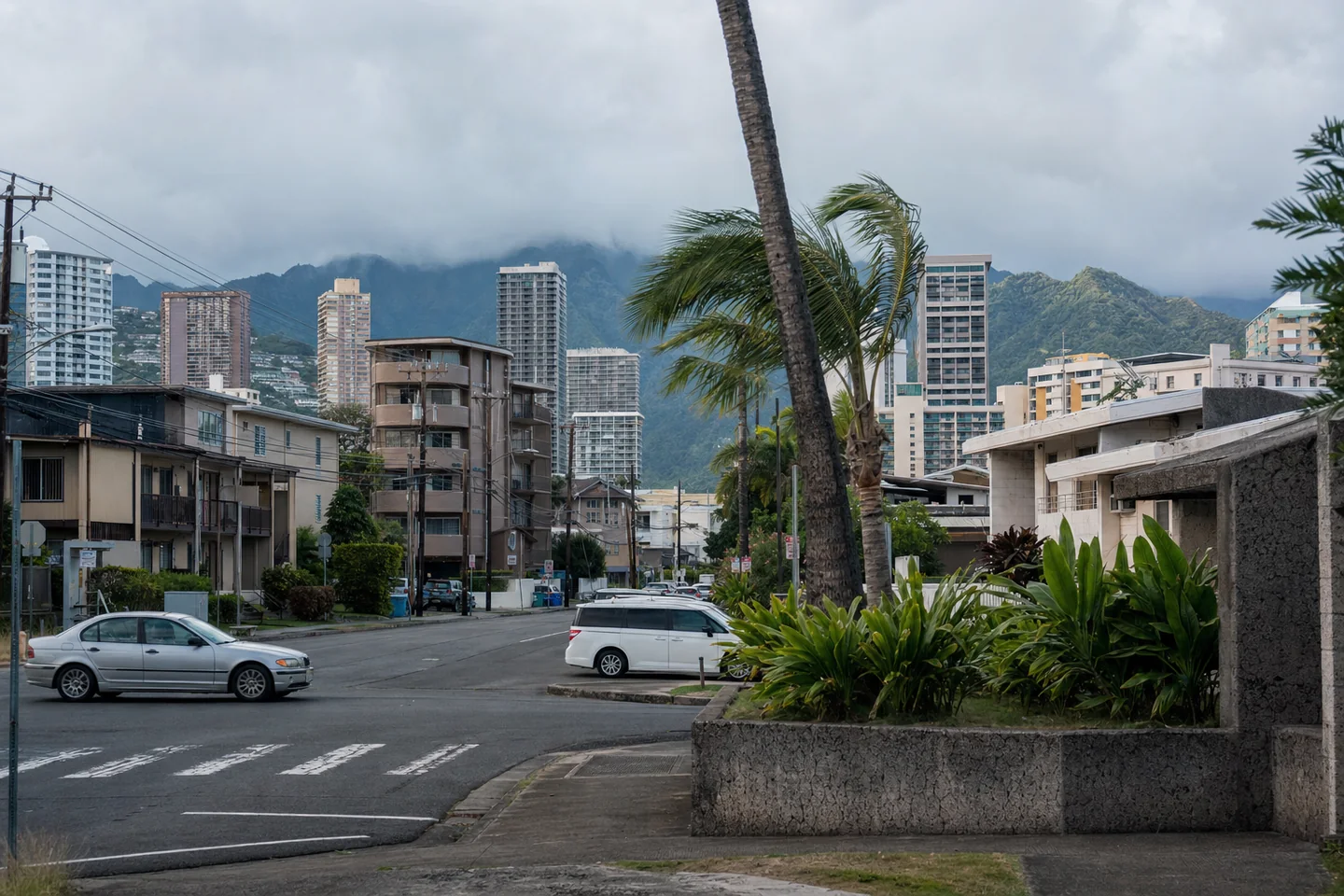 Urban Honolulu, HI cityscape